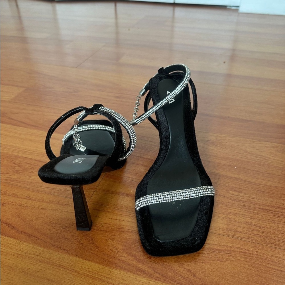 Black sandals from Zara